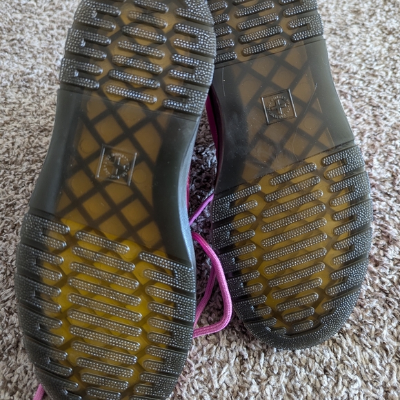 NWOT Women's 6 Dr. Marten's Zavala low platform boot hot pink - Picture 3 of 5